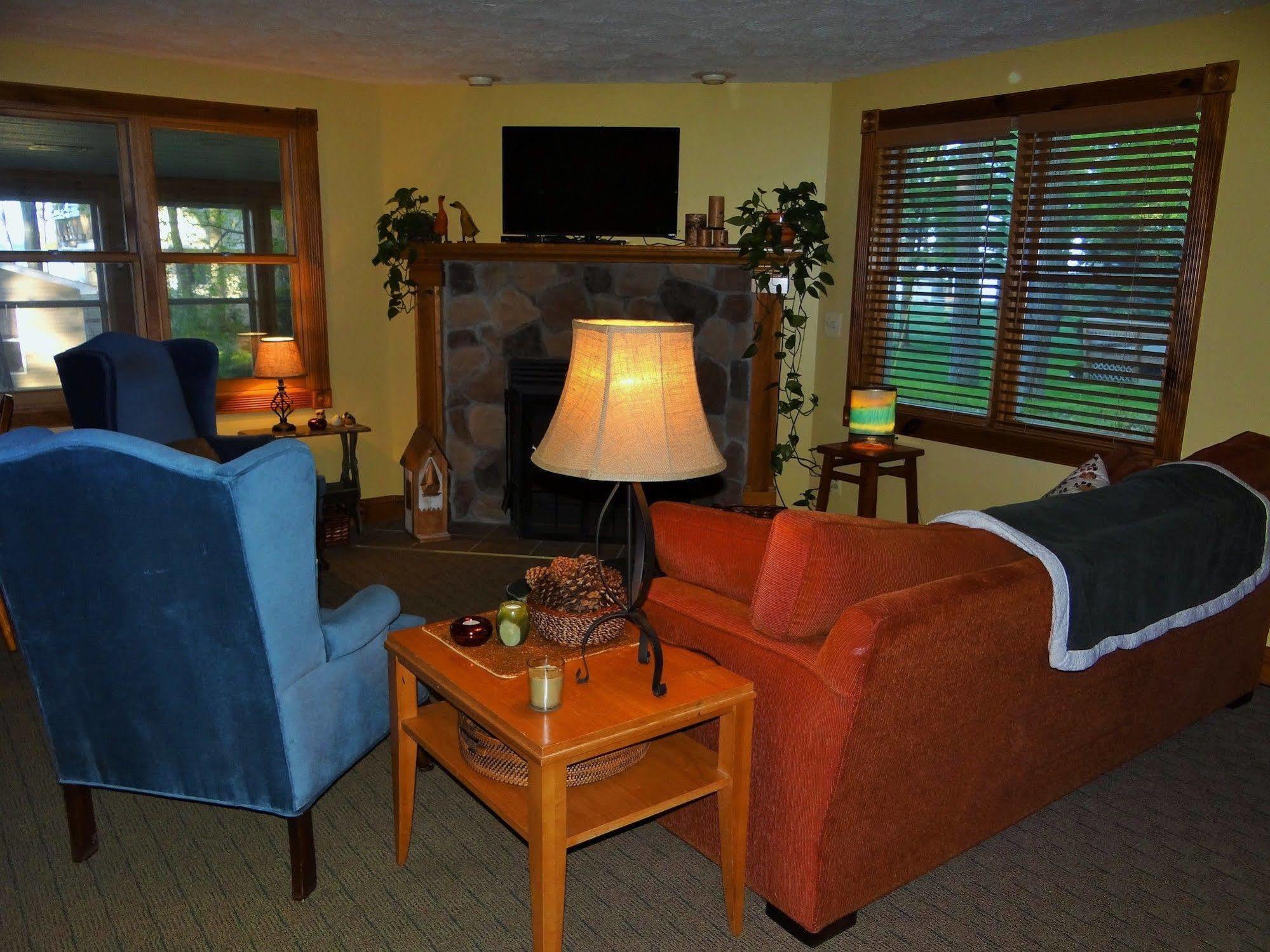 Sunset Resort Prudenville Екстериор снимка