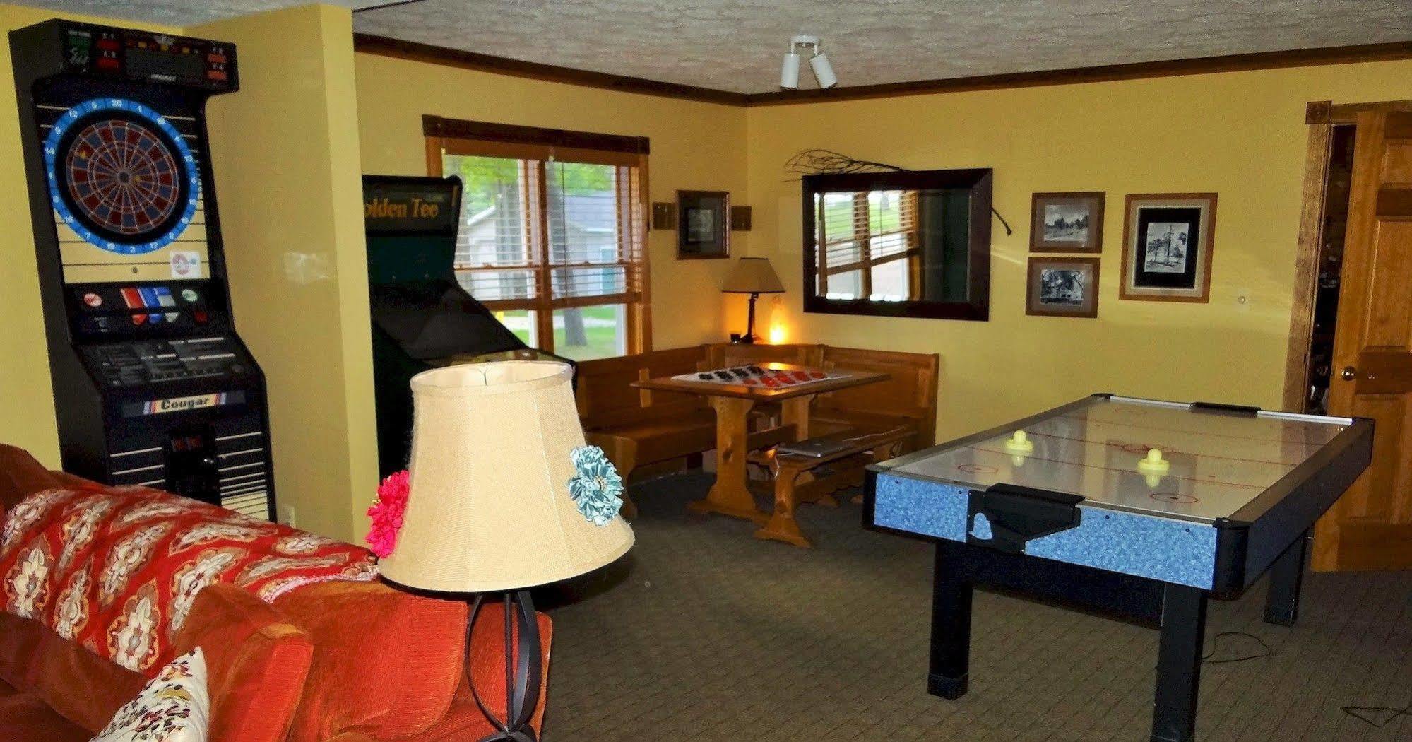 Sunset Resort Prudenville Екстериор снимка